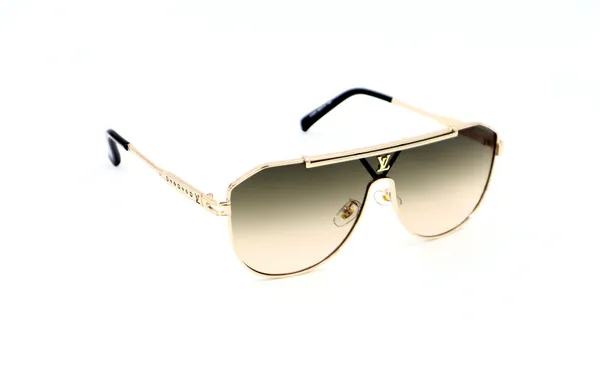 SwamiRaj_EyeWorld_One_Piece_Premium_Branded_Sunglasses_with_Stylish_Rich_Looking_UV_Protected_Polycarbonate_Lens_(22295_Golden_with_Brown)