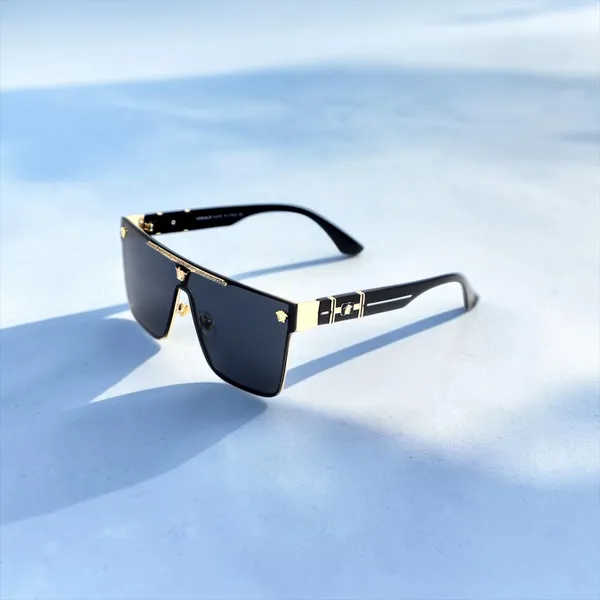 SwamiRaj_EyeWorld_One_Piece_Premium_Branded_Sunglasses_with_Stylish_Rich_Looking_UV_Protected_Polycarbonate_Lens_for_Men_&_Women_(58449_Golden_with_Black_)