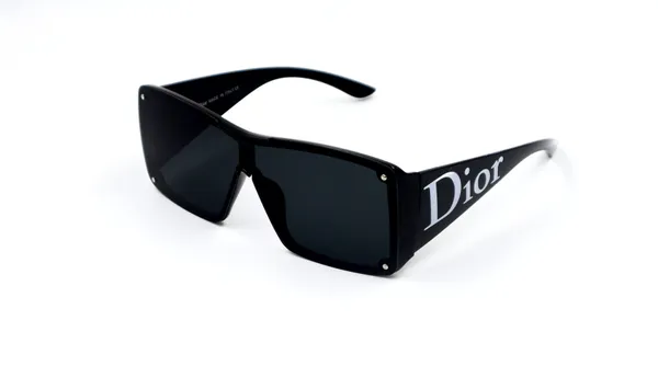 SwamiRaj_EyeWorld_One_Piece_Black_re_One-Piece_Sunglasses_(Acetate_Frame,_Black_Polycarbonate_Lens,_UV_Protected)_(7812_Black)