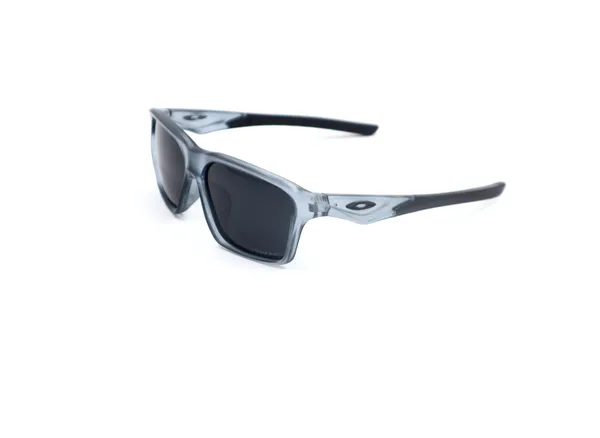SwamiRaj_EyeWorld_Sporty_Sunglass_with_Grey_Frame_&_Black_Rubber_Grip,__Stylish_Rich_Looking_UV_Protected_Polarized_Sunglasses_for_Men_&_Women_(OX_8201-0458_Grey)