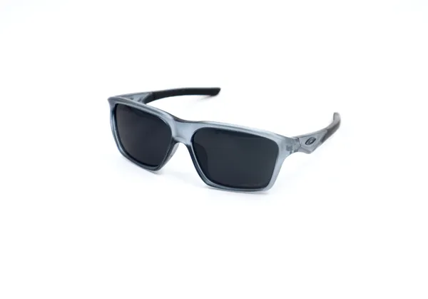 SwamiRaj_EyeWorld_Sporty_Sunglass_with_Grey_Frame_&_Black_Rubber_Grip,__Stylish_Rich_Looking_UV_Protected_Polarized_Sunglasses_for_Men_&_Women_(OX_8201-0458_Grey)