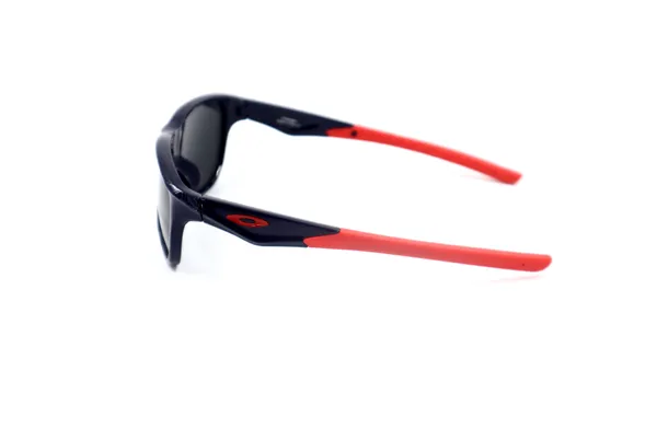 SwamiRaj_EyeWorld_Sporty_Sunglass_with_Navy_Blue_Frame_&_Red_Rubber_Grip,__Stylish_Rich_Looking_UV_Protected_Polarized_Sunglasses_for_Men_&_Women_(OX_8199D-0456_Navy_Blue)