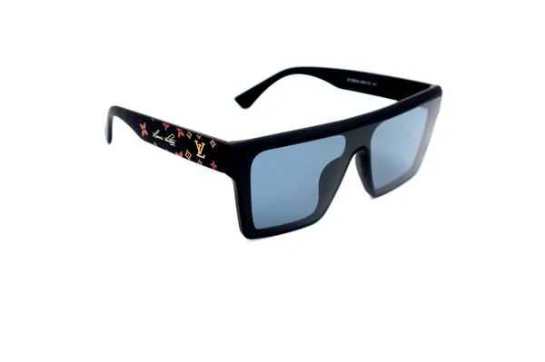 SwamiRaj_EyeWorld_One_Piece_Black__Broad_Square_Sunglasses_(Acetate_Frame,_Full_Black_Polycarbonate_Lens,_UV_Protected)