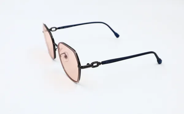 SwamiRaj_EyeWorld_Hexagon_Sunglasses_(Titanium_Frame,_Dual_Shaded_Polycarbonate_Lens,_UV_Protected)_(Pink)