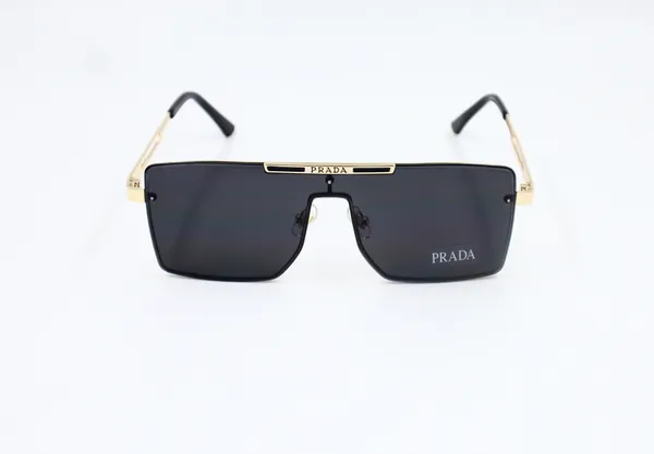 SwamiRaj_EyeWorld_One_Piece_Premium_Branded_Sunglasses_with_Stylish_Rich_Looking_UV_Protected_Polycarbonate_Lens_for_Men_&_Women_(24029_Golden_with_Black_)