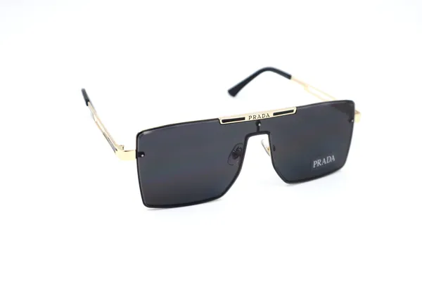 SwamiRaj_EyeWorld_One_Piece_Premium_Branded_Sunglasses_with_Stylish_Rich_Looking_UV_Protected_Polycarbonate_Lens_for_Men_&_Women_(24029_Golden_with_Black_)
