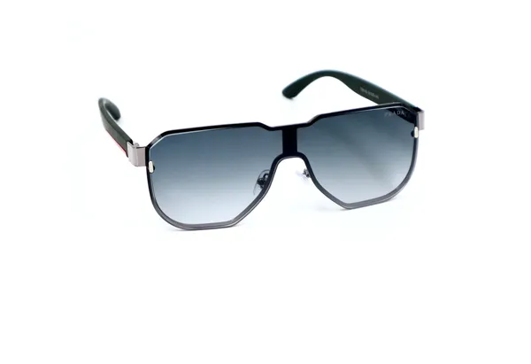 SwamiRaj_EyeWorld_Premium_Branded_One_Piece_Sunglasses_with_Stylish_Rich_Looking_UV_Protected_Polycarbonate_Lens_for_Men_&_Women_(_One_Piece_T09143)