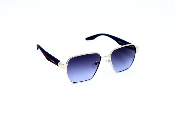 SwamiRaj_EyeWorld_Premium_Branded_Sunglasses_with_Stylish_Rich_Looking_UV_Protected_Polycarbonate_Lens_(T0978_Silver_with_Blue)