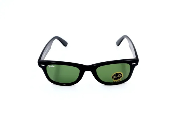 SwamiRaj_EyeWorld_Wayfarer,_Medium,_UV_Protected_B2_Green_Glass_Lens,_Glossy_Frame,_Unisex