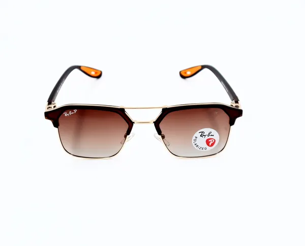 SwamiRaj_EyeWorld_Flat,_Medium,_Polarized_Brown_Shaded_Lens,_Matt_Frame,_Unisex