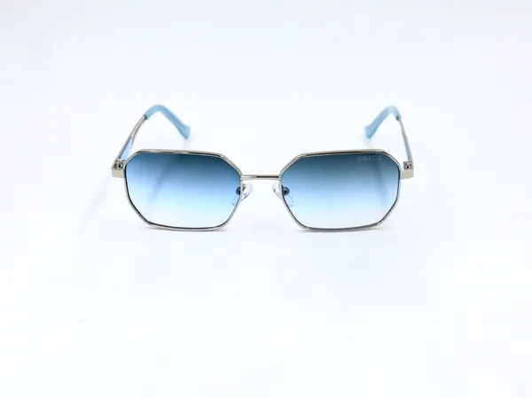 SwamiRaj_EyeWorld_Hexagonal_Premium_Branded_Sunglasses_with_Stylish_Rich_Looking_UV_Protected_Dual_Shaded_Polycarbonate_Lens_for_Men_&_Women_(_C1332_Silver_with_Blue)