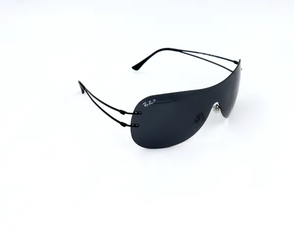 SwamiRaj_EyeWorld_One_Piece_Premium_Branded_Sunglasses_with_Stylish_Rich_Looking_UV_Protected_Polarized_Lens_for_Men_&_Women