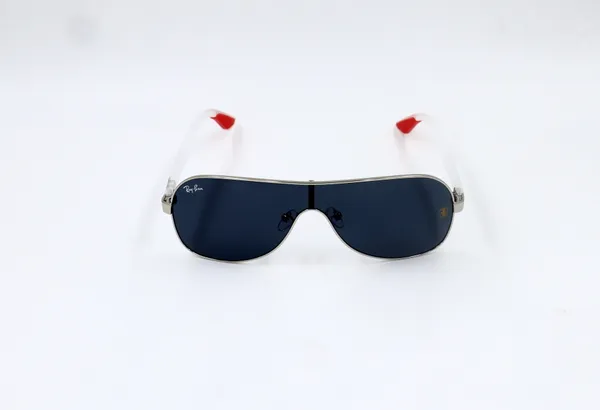 SwamiRaj_EyeWorld_One_Piece_Premium_Branded_Sunglasses_with_Stylish_Rich_Looking_UV_Protected_Polycarbonate__Lens_for_Men_&_Women_(_R.B._1988_Silver_with_Black)