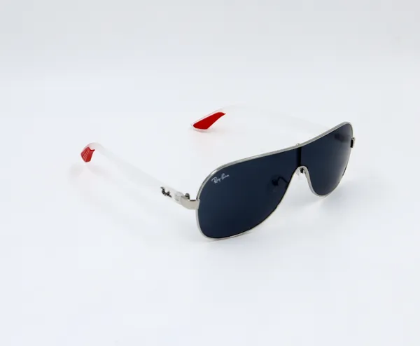 SwamiRaj_EyeWorld_One_Piece_Premium_Branded_Sunglasses_with_Stylish_Rich_Looking_UV_Protected_Polycarbonate__Lens_for_Men_&_Women_(_R.B._1988_Silver_with_Black)