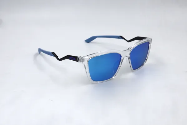 SwamiRaj_EyeWorld_Premium_Branded_Sporty_Sunglass_with_Transparent_Acetate_frame_with_Sky_Blue_Mercury_&_Rubber_Grip_UV_Protected_Sunglass_with_Mercury_Lens_for_Men_&_Women_(OX_8191_Aqua_Mercury)