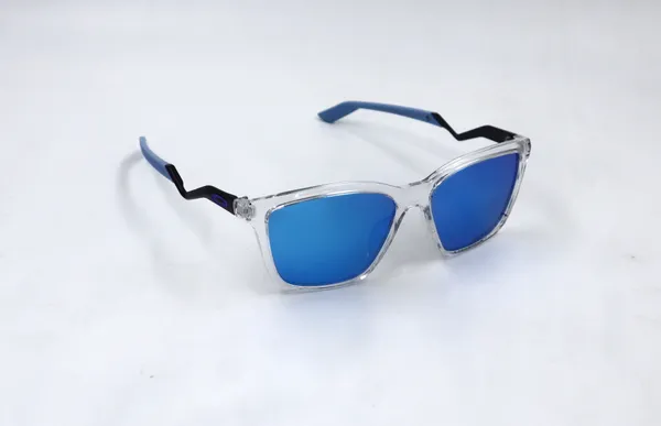 SwamiRaj_EyeWorld_Premium_Branded_Sporty_Sunglass_with_Transparent_Acetate_frame_with_Sky_Blue_Mercury_&_Rubber_Grip_UV_Protected_Sunglass_with_Mercury_Lens_for_Men_&_Women_(OX_8191_Aqua_Mercury)