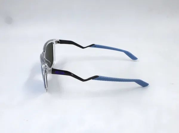 SwamiRaj_EyeWorld_Premium_Branded_Sporty_Sunglass_with_Transparent_Acetate_frame_with_Sky_Blue_Mercury_&_Rubber_Grip_UV_Protected_Sunglass_with_Mercury_Lens_for_Men_&_Women_(OX_8191_Aqua_Mercury)