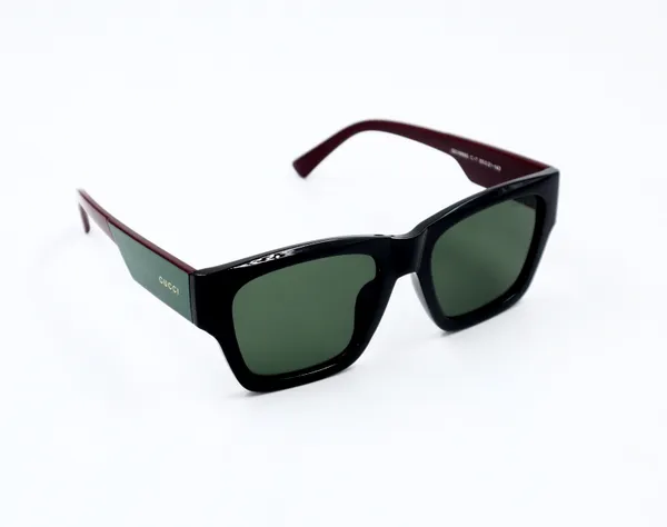 SwamiRaj_EyeWorld_Premium_Branded_Sunglasses_with_Black_with_Green_UV_Protected_Polycarbonate_Sunglasses_for_Men_&_Women_(GG_1668_/S_Black)