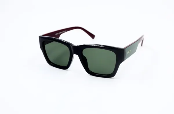 SwamiRaj_EyeWorld_Premium_Branded_Sunglasses_with_Black_with_Green_UV_Protected_Polycarbonate_Sunglasses_for_Men_&_Women_(GG_1668_/S_Black)