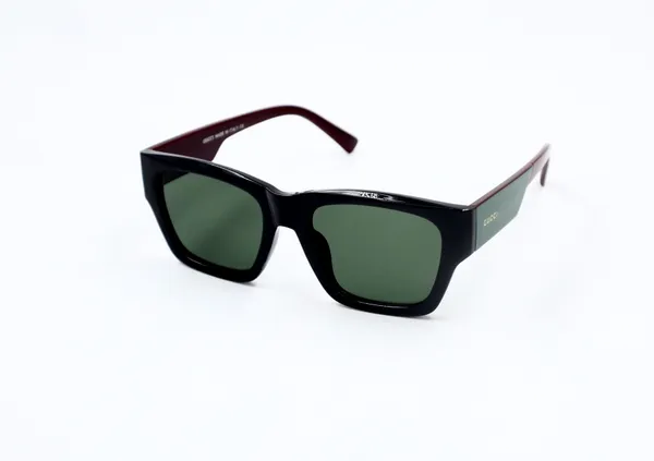 SwamiRaj_EyeWorld_Premium_Branded_Sunglasses_with_Black_with_Green_UV_Protected_Polycarbonate_Sunglasses_for_Men_&_Women_(GG_1668_/S_Black)