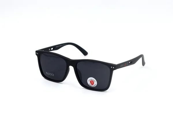 SwamiRaj_EyeWorld_Premium_Branded_Sunglasses_with_Stylish_Rich_Looking_UV_Protected_Polarized_Sunglasses_for_Men_&_Women(_GG_2526__Black)
