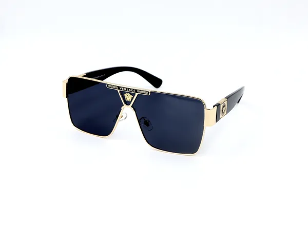 SwamiRaj_EyeWorld_Premium_Branded_Sunglasses_with_Stylish_Rich_Looking_UV_Protected_Polycarbonate__Lens_for_Men_&_Women._(_VS_8235_Golden_with_Black)