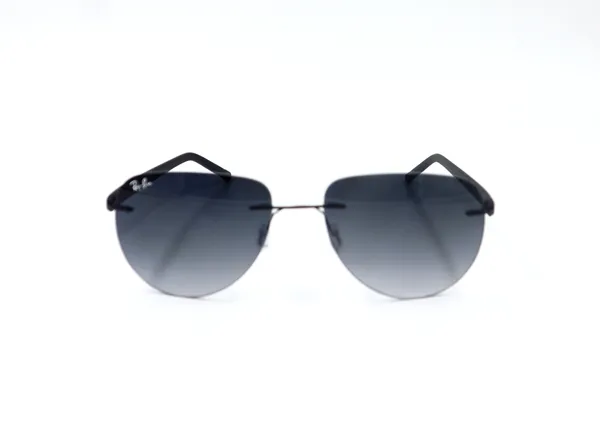 SwamiRaj_EyeWorld_Rimless_Aviator_Sunglasses_For_Men_&_Women_With_Very_Light_Weight_Titanium_Frame_&_UV_Protected_Polycarbonate_Lens_(RB_8687_Black_D.C.)