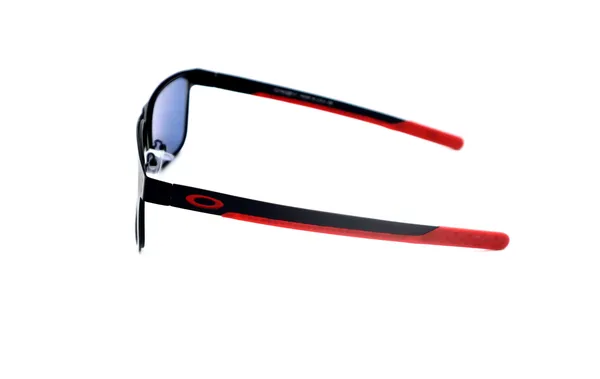 SwamiRaj_EyeWorld_Sporty_Sunglass_with_Black_Frame_&_Red_Rubber_Grip,__Stylish_Rich_Looking_UV_Protected_Polarized_Sunglass_with_Red_Mercury_for_Men_&_Women_(4123_Red_Mercury)