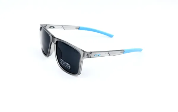 SwamiRaj_EyeWorld_Sporty_Sunglass_with_Grey_Frame_&_Sky_Blue_Rubber_Grip,__Stylish_Rich_Looking_UV_Protected_Polarized_Sunglasses_for_Men_&_Women_(83109_Grey_with_Black)