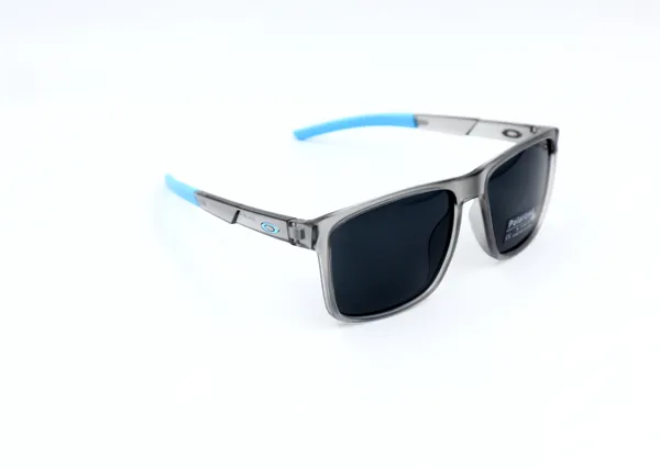 SwamiRaj_EyeWorld_Sporty_Sunglass_with_Grey_Frame_&_Sky_Blue_Rubber_Grip,__Stylish_Rich_Looking_UV_Protected_Polarized_Sunglasses_for_Men_&_Women_(83109_Grey_with_Black)