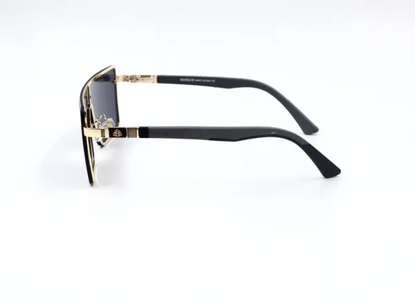 SwamiRaj_EyeWorld__One_Piece__Premium_Branded_Sunglasses_with_Stylish_Rich_Looking_UV_Protected_Polycarbonate_Lens__for_Men_&_Women__(24015_Golden_with_Black_)