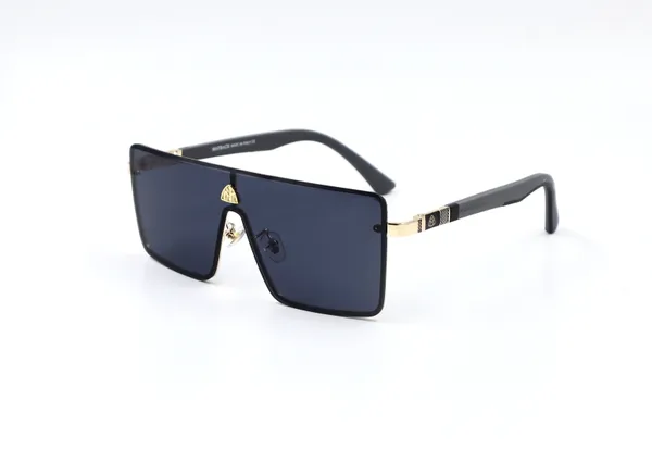 SwamiRaj_EyeWorld__One_Piece__Premium_Branded_Sunglasses_with_Stylish_Rich_Looking_UV_Protected_Polycarbonate_Lens__for_Men_&_Women__(24015_Golden_with_Black_)