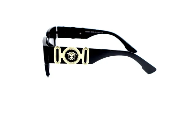 SwamiRaj_EyeWorld_Premium_Branded_Sunglasses_with_Stylish_Rich_Looking_UV_Protected_Sunglasses_(VE_4461_Black)