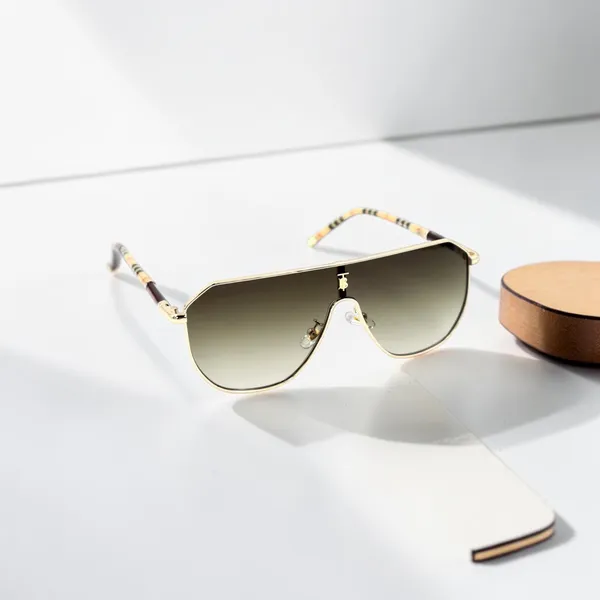 Burberry_One_Piece_Premium_Branded_Sunglasses_with_Stylish_Rich_Looking_UV_Protected_Polycarbonate_Lens_for_Men_&_Women_Burberry_First_Copy
