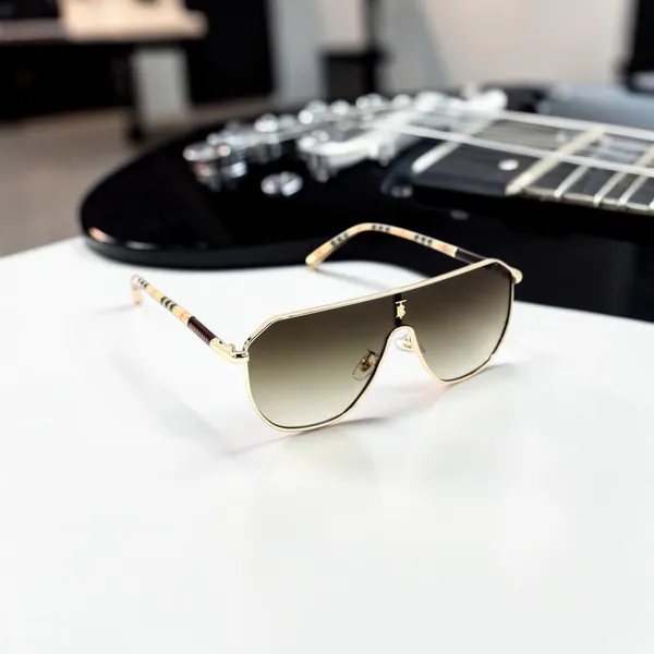 Burberry_One_Piece_Premium_Branded_Sunglasses_with_Stylish_Rich_Looking_UV_Protected_Polycarbonate_Lens_for_Men_&_Women_Burberry_First_Copy