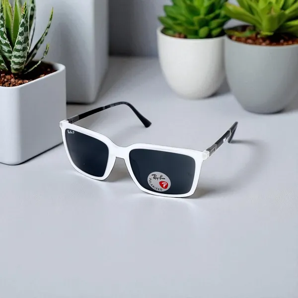 SwamiRaj_EyeWorld_Sporty_Sunglasses,_Medium,_Polarized_UV_Lens,_Soft_Matt_Lightweight_Frame_(White_with_Black)