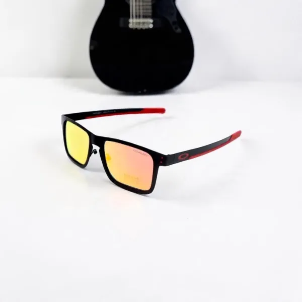 SwamiRaj_EyeWorld_Sporty_Sunglass_with_Black_Frame_&_Red_Rubber_Grip,__Stylish_Rich_Looking_UV_Protected_Polarized_Sunglass_with_Red_Mercury_for_Men_&_Women_(4123_Red_Mercury)