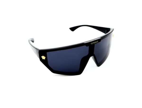 SwamiRaj_EyeWorld_Broad_One_piece_Sunglasses_(Glossy_Finish_Frame,_Polycarbonate_Lens,_UV_Protected)_(Black)_|