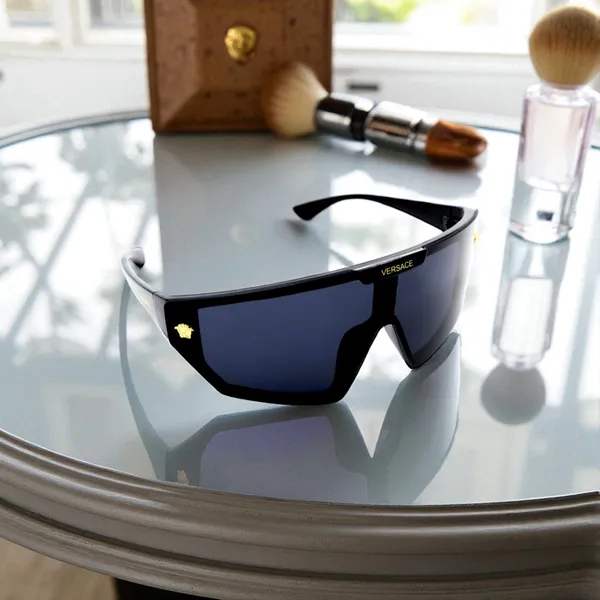SwamiRaj_EyeWorld_Broad_One_piece_Sunglasses_(Glossy_Finish_Frame,_Polycarbonate_Lens,_UV_Protected)_(Black)_|