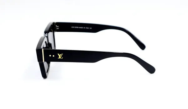 SwamiRaj_EyeWorld_Premium_Branded_Sunglasses_for_Men_with_Stylish_Rich_Looking_UV_Protected_Sunglasses_for_Men_&_Women
