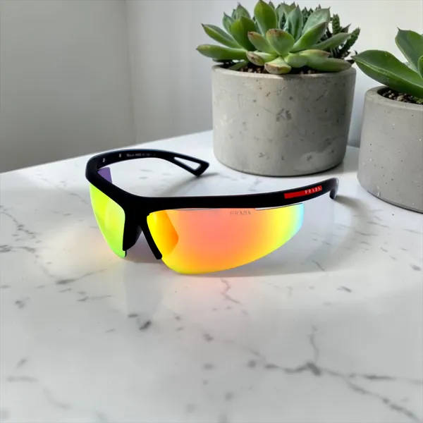 SwamiRaj_EyeWorld_Sporty_Sunglasses_with_Stylish_Rich_Looking_&_UV_Protected_Mercury_Lens_for_Men_(WB1979_)