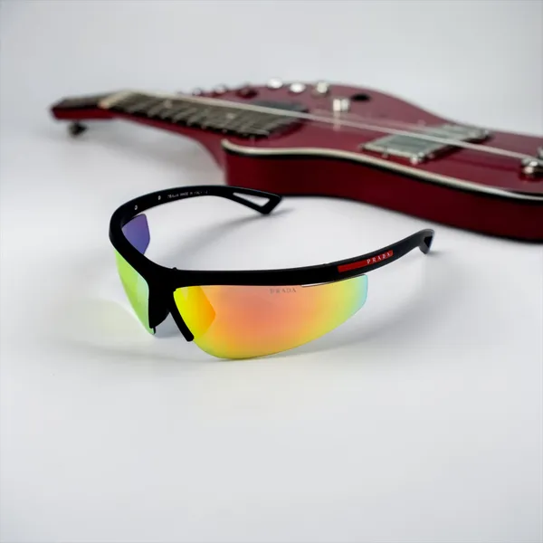 SwamiRaj_EyeWorld_Sporty_Sunglasses_with_Stylish_Rich_Looking_&_UV_Protected_Mercury_Lens_for_Men_(WB1979_)