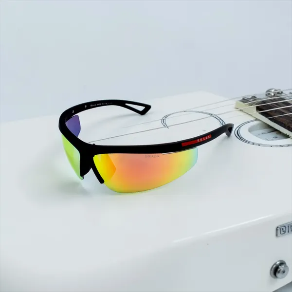 SwamiRaj_EyeWorld_Sporty_Sunglasses_with_Stylish_Rich_Looking_&_UV_Protected_Mercury_Lens_for_Men_(WB1979_)