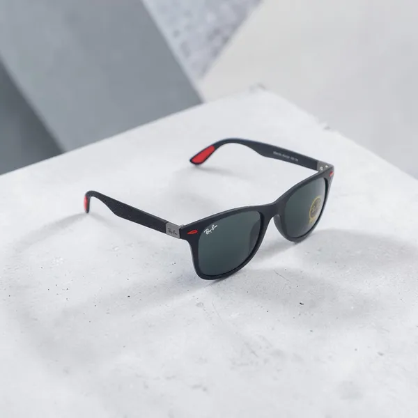 SwamiRaj_EyeWorld_Wayfarer_Glass_Fitted_Sunglasses_For_Men_&_Women_With_Very_Light_Weight_Acetate_Frame_with_Soft_Rubber_Grip_&_UV_Protected_Black_Glass