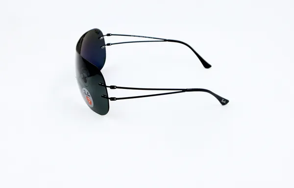 SwamiRaj_EyeWorld_One_Piece_Premium_Branded_Sunglasses_with_Stylish_Rich_Looking_UV_Protected_Polarized_Lens_for_Men_&_Women