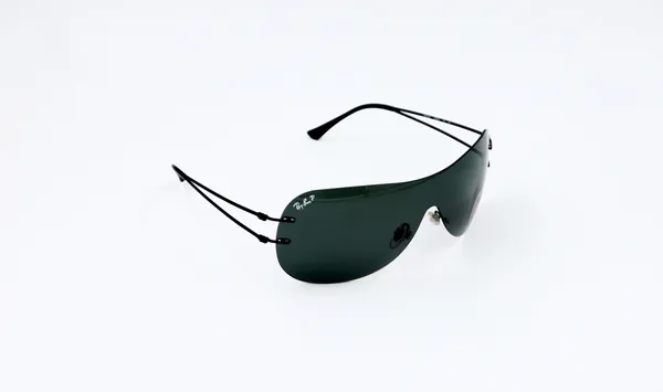 SwamiRaj_EyeWorld_One_Piece_Premium_Branded_Sunglasses_with_Stylish_Rich_Looking_UV_Protected_Polarized_Lens_for_Men_&_Women