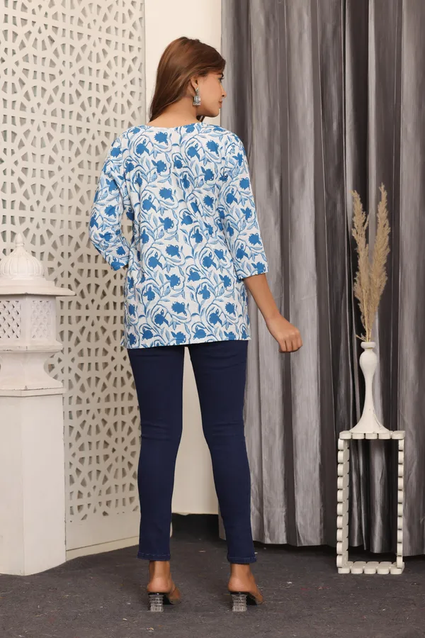 Pack_Of_2_Women_Printed_Pure_Cotton_Straight_Kurta_(White_&_Pink)