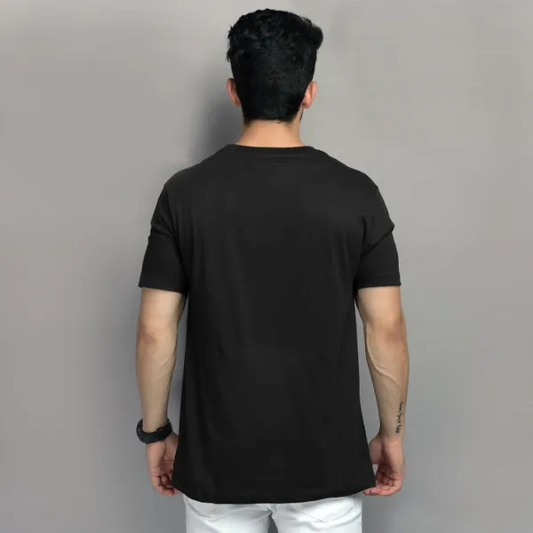 Black_Pure_Cotton_Half_Sleeve_Round_Neck_T-Shirt_For_Men