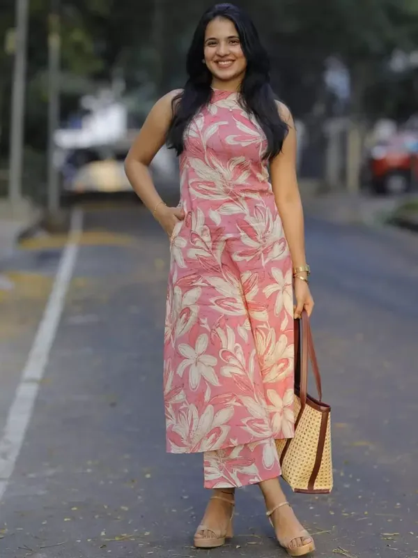 YAGNIK_FASHION_Festival_and_Daily_Wear_Sleeveless_Stylish_Kurta_Set