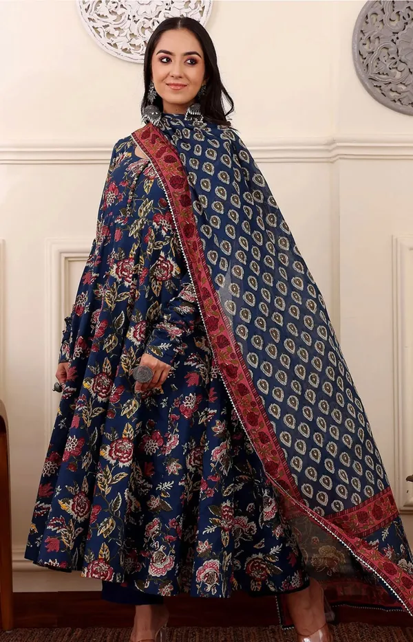 YAGNIK_FASHION_Women_Rayon_Floral_Printed_Kurta_Dupatta_Set
